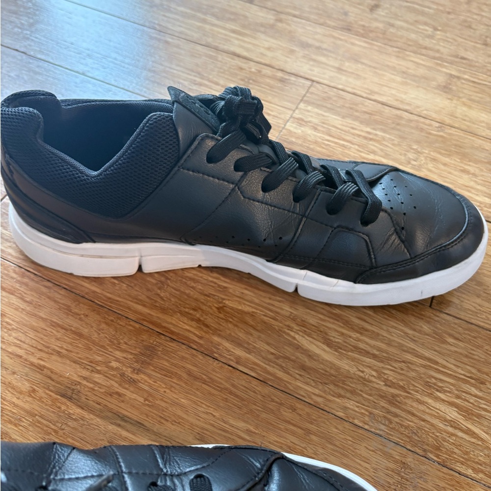 On running men’s Roger 11.5 shoes lifestyle shoes black - Picture 4 of 5